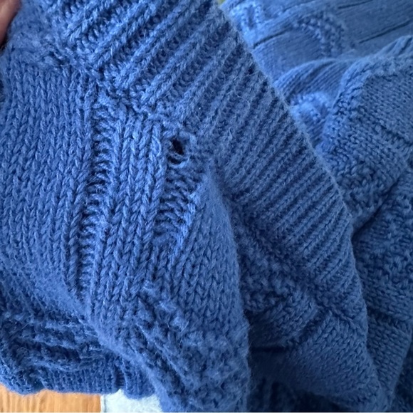 CC COURTENAY Vintage 70s Royal Blue Knit Sweater Vest Sleeveless V-Neck Preppy M - Picture 11 of 12